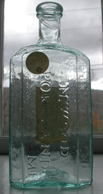 old pontiled bottle bitters labeled